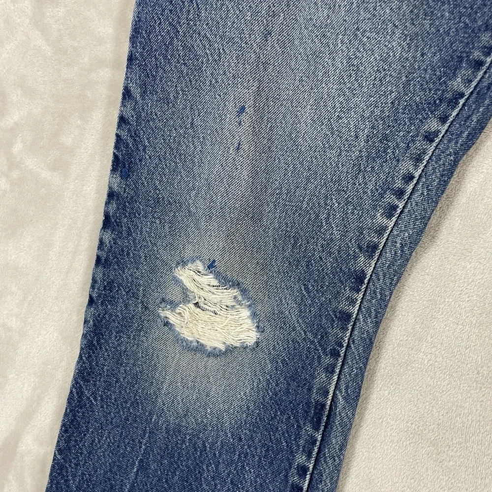 Levis item distressed